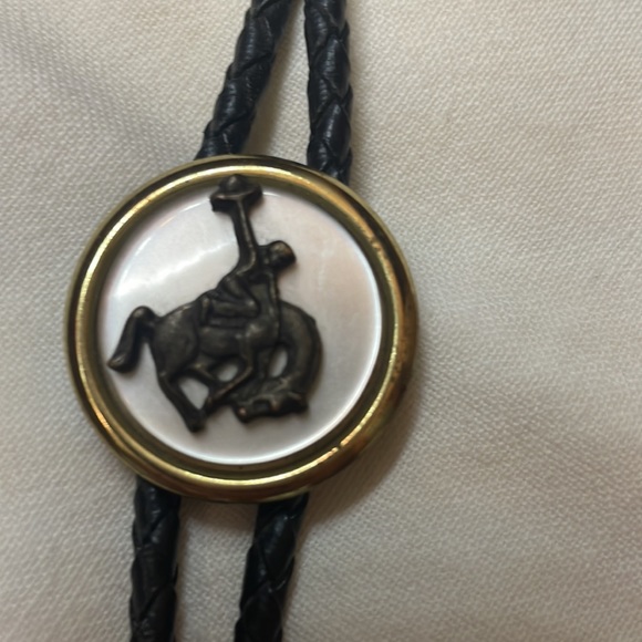Bolo ties - Picture 4 of 5